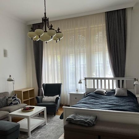 Sun City Apartamento Szeged Exterior foto